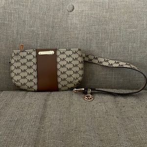 Michael kors belt bag